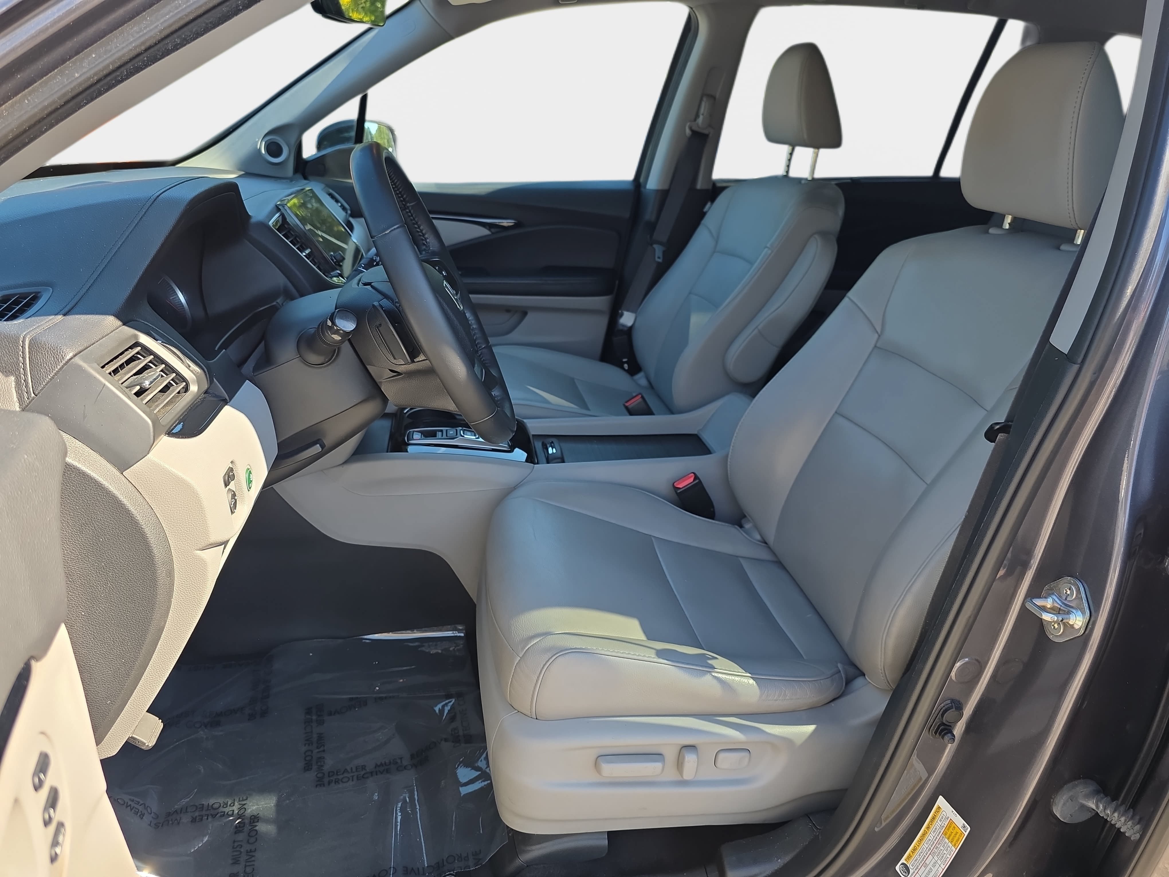 Used 2019 Honda Pilot Touring image 13
