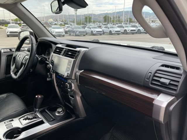 Used 2022 Toyota 4Runner Limited AWD/4WD image 20