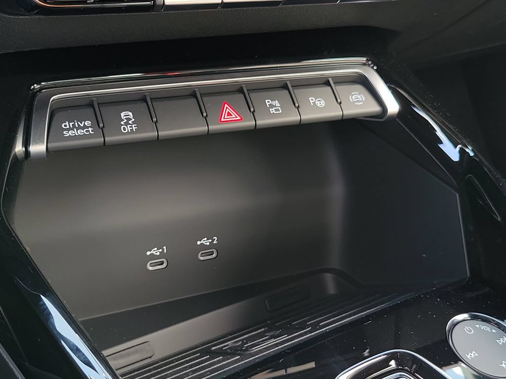 New 2026 Audi RS 3 AWD/4WD image 14