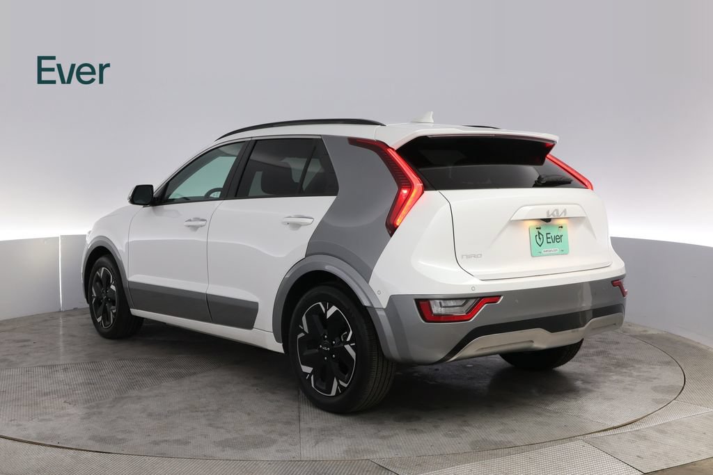 Used 2023 Kia Niro Wave FWD image 17