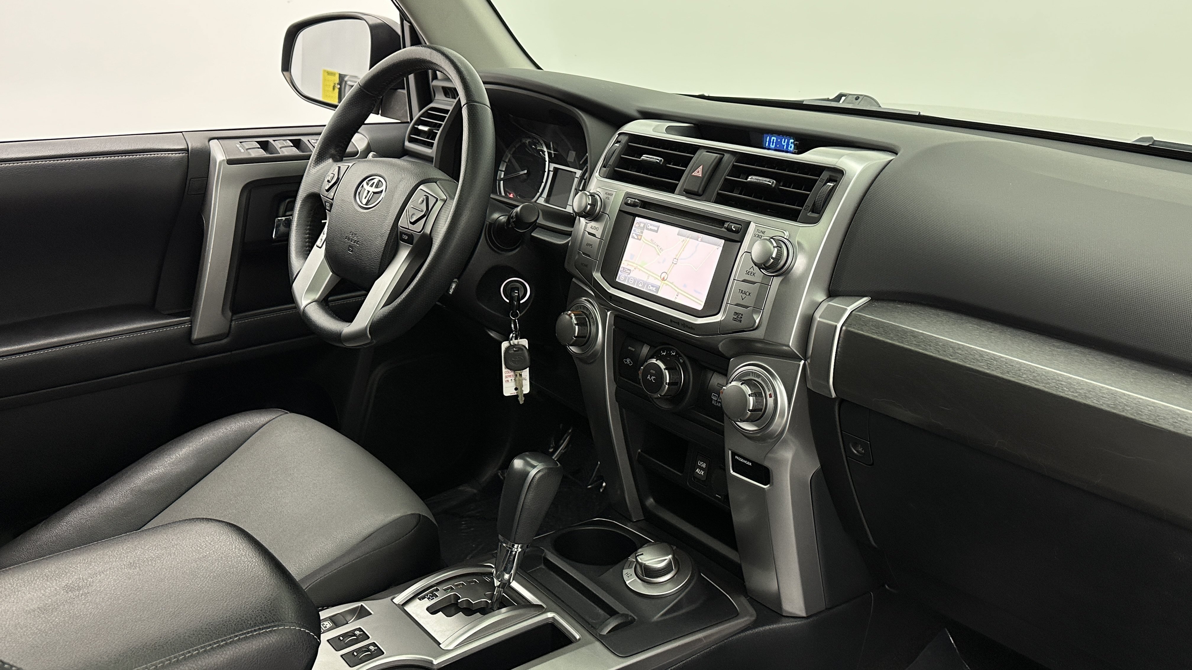 Used 2018 Toyota 4Runner SR5 Premium AWD/4WD image 37