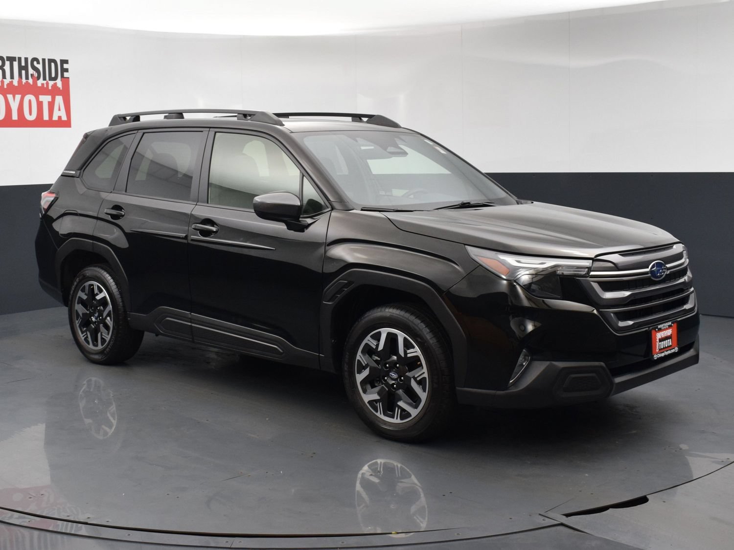Used 2025 Subaru Forester Premium AWD/4WD image 6