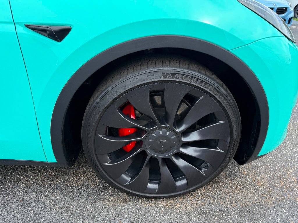 Used 2022 Tesla Model Y Performance AWD/4WD image 35