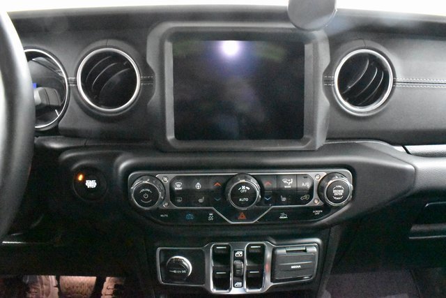 Used 2023 Jeep Wrangler Unlimited Sahara w/ Cold Weather Group image 22