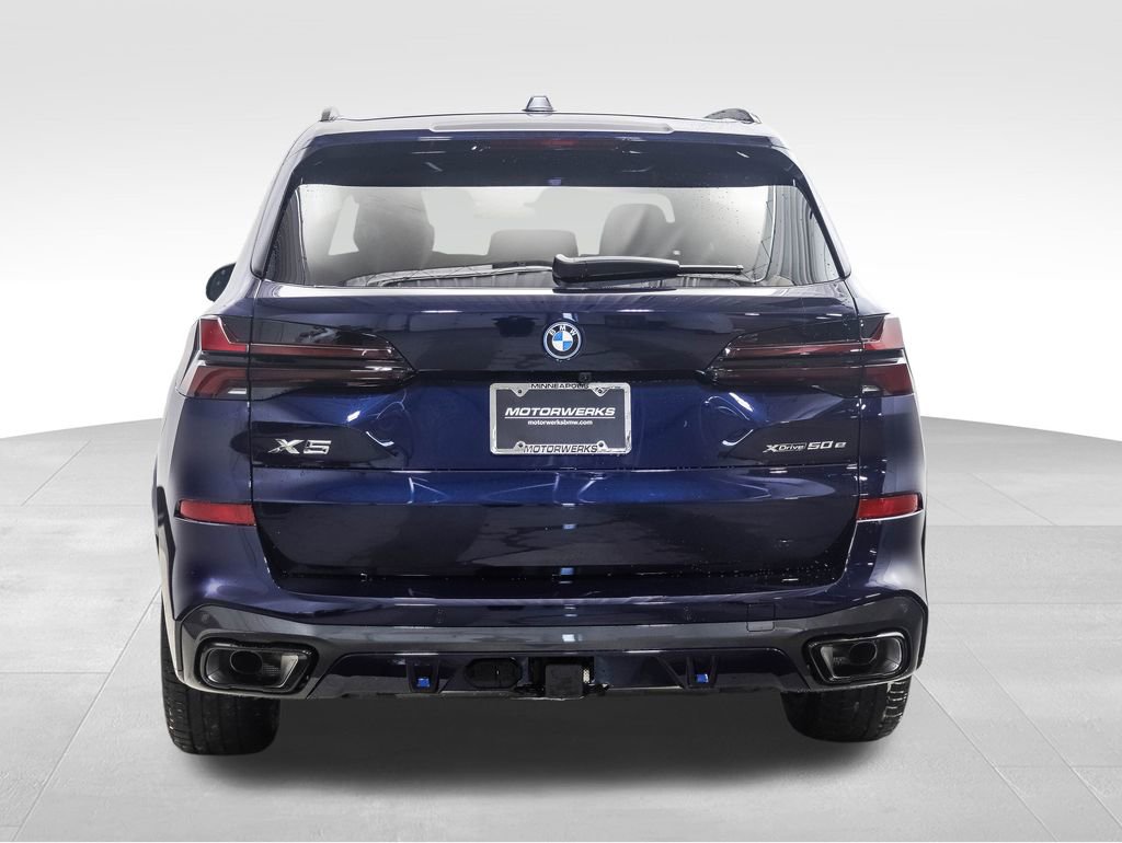 New 2026 BMW X5 xDrive50e w/ M Sport Package image 4