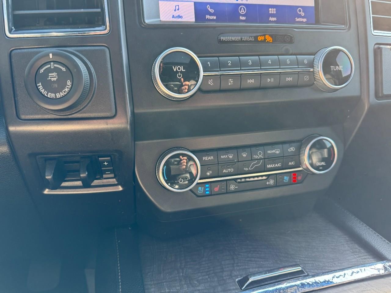 Certified 2021 Ford Expedition Limited image 20