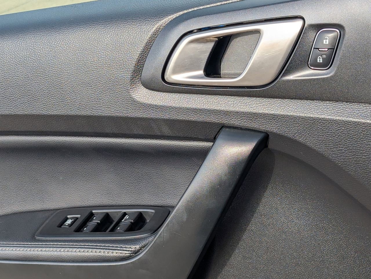 Used 2021 Ford Ranger Lariat w/ Tremor Off-Road Package image 24