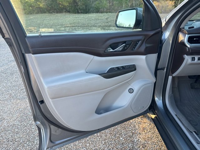 Used 2021 GMC Acadia SLT w/ Premium Package image 14