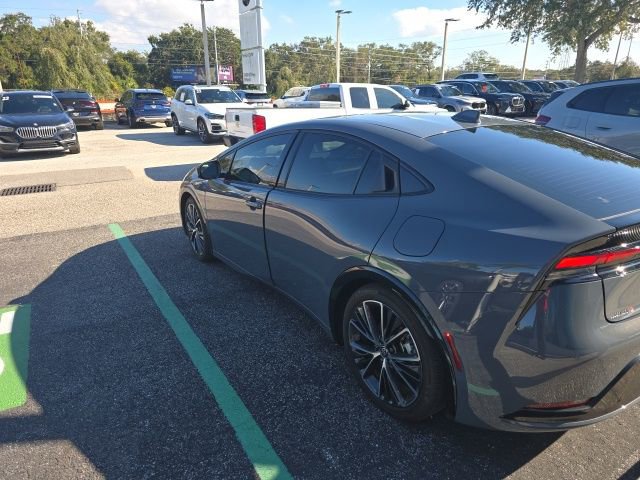 Used 2024 Toyota Prius XLE image 5