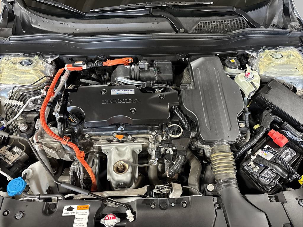 Used 2018 Honda Accord Hybrid image 13