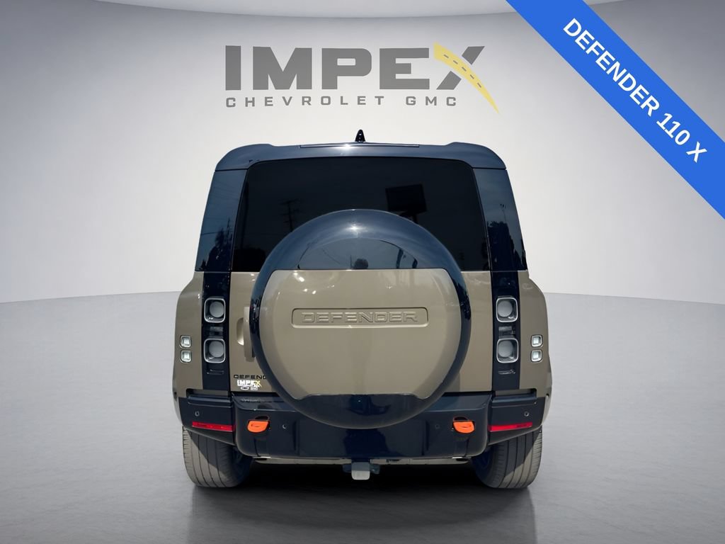 Used 2024 Land Rover Defender 110 X AWD/4WD image 10