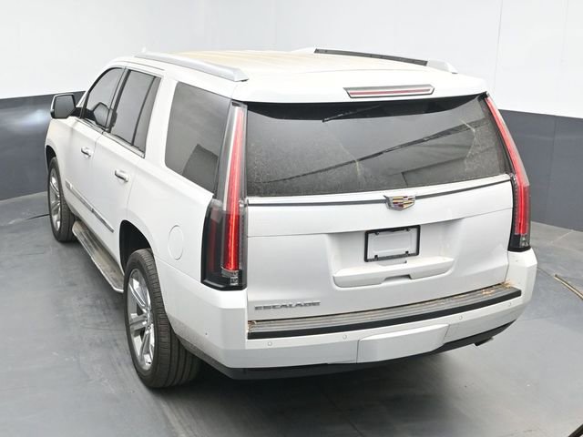 Used 2020 Cadillac Escalade Premium Luxury AWD/4WD image 21
