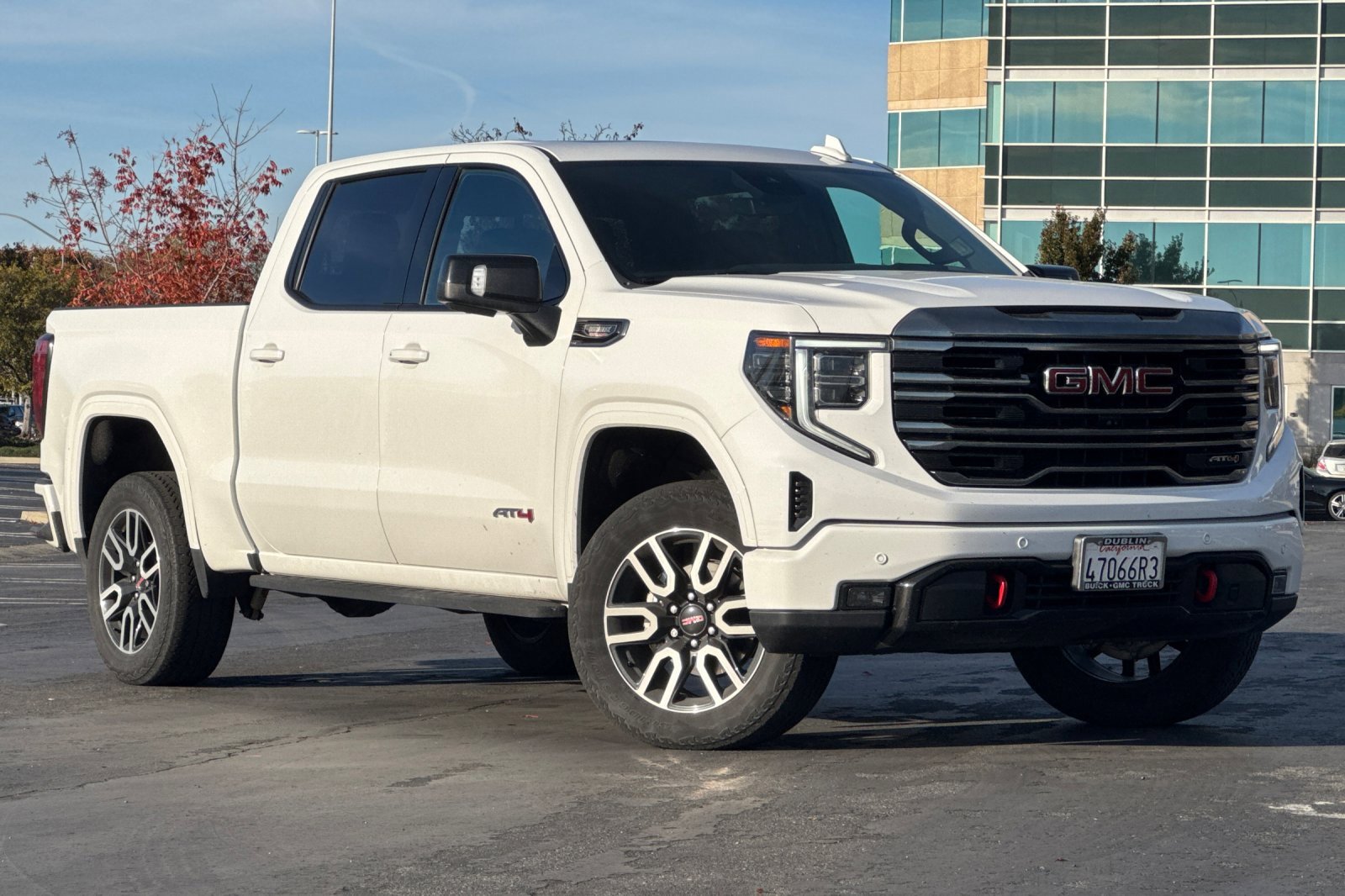 Used 2022 GMC Sierra 1500 AT4 w/ AT4 Premium Package image 1