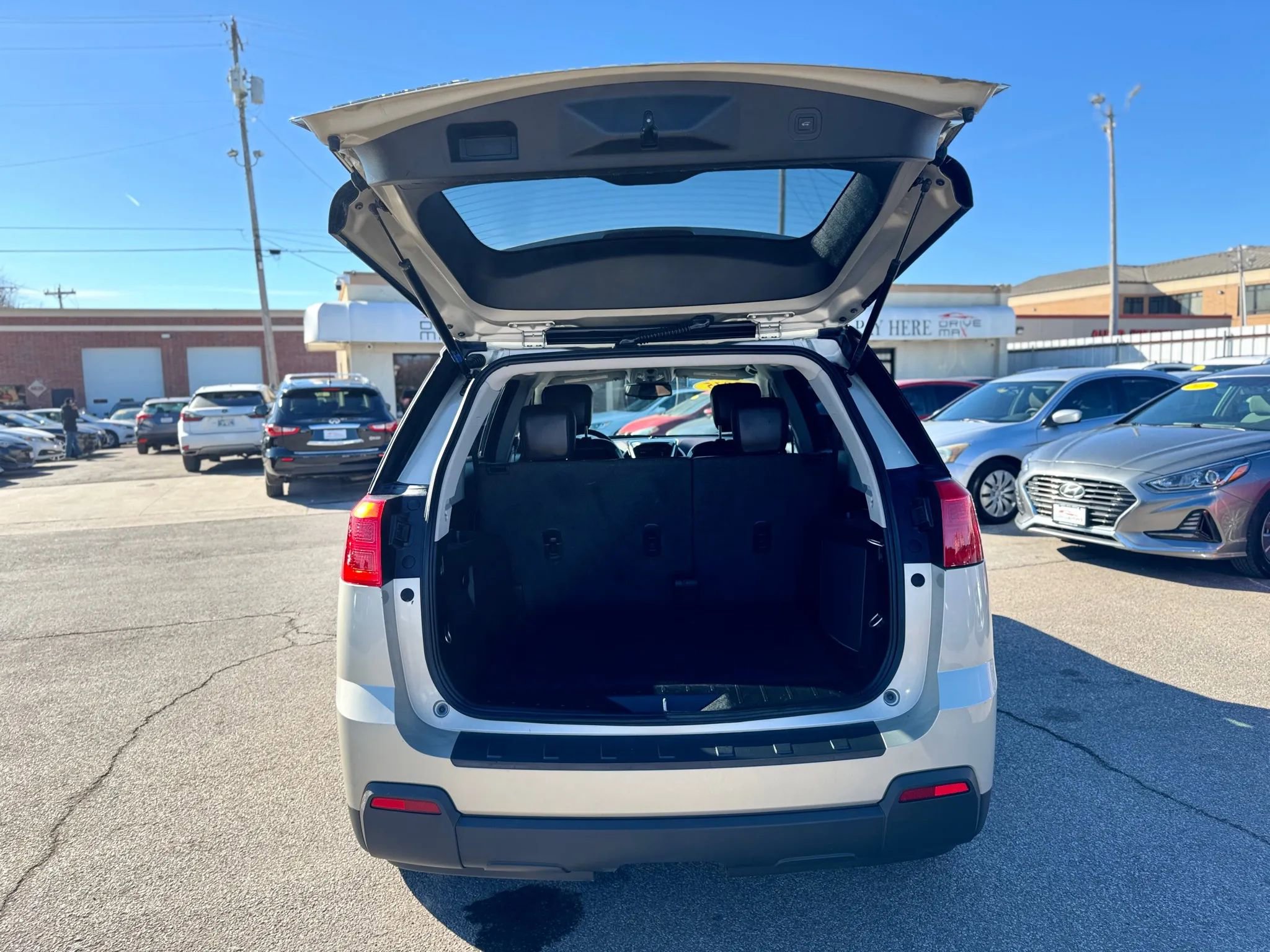 Used 2015 GMC Terrain SLT image 33