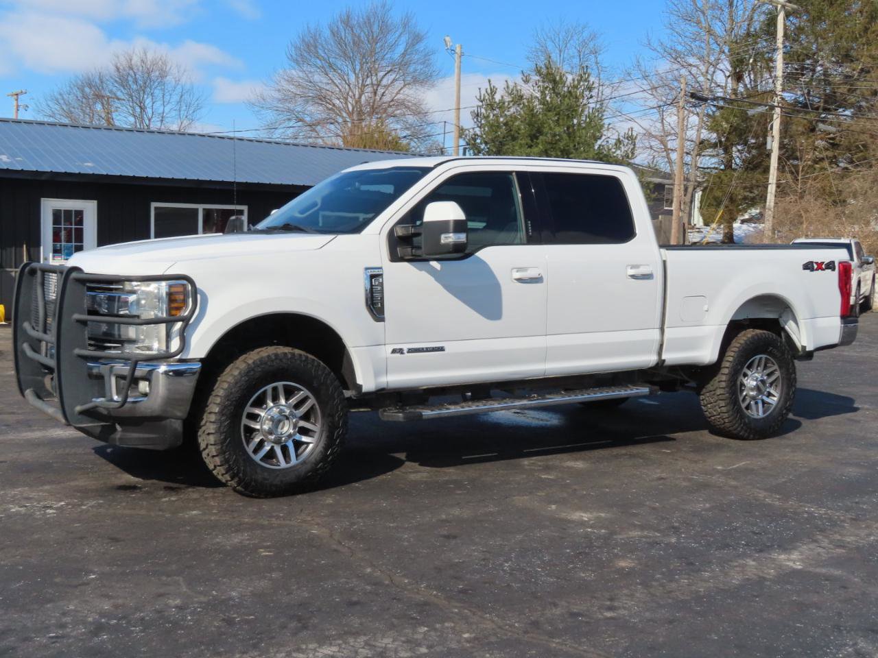 Used 2018 Ford F250 Lariat w/ Camper Package image 2