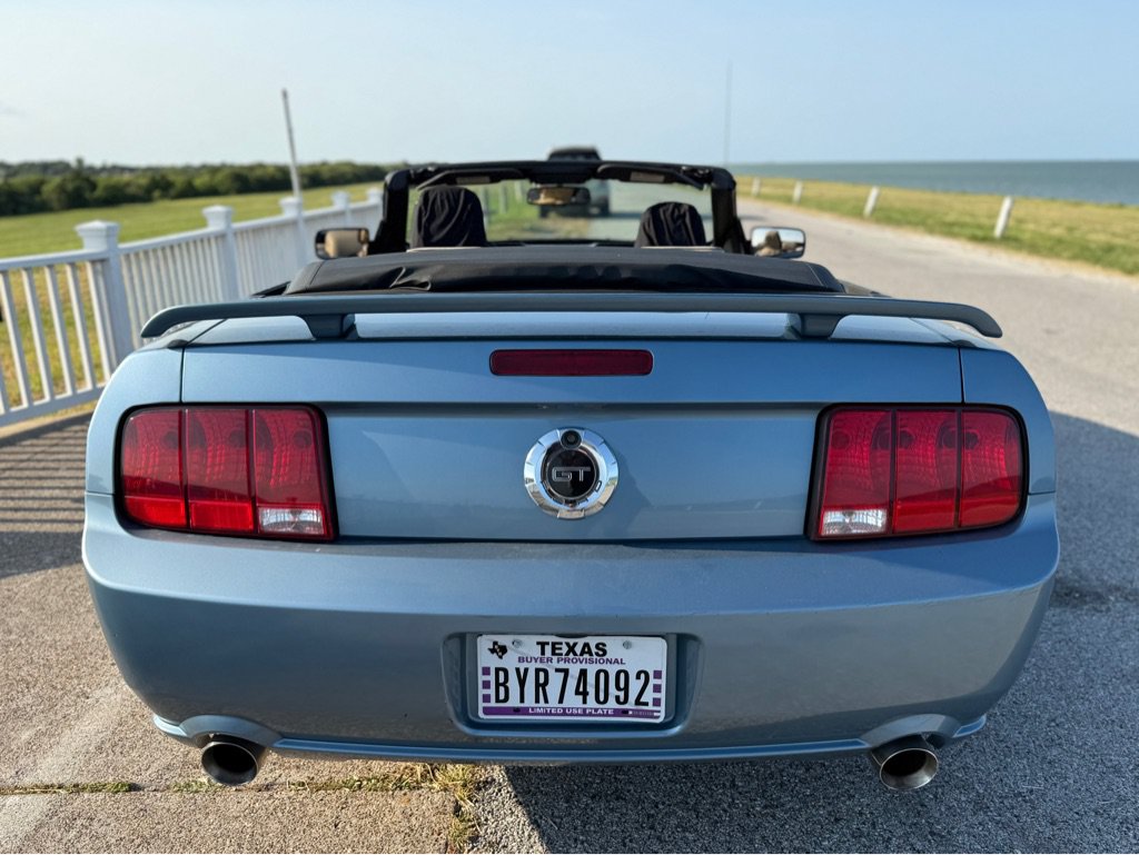 Used 2006 Ford Mustang GT RWD image 6