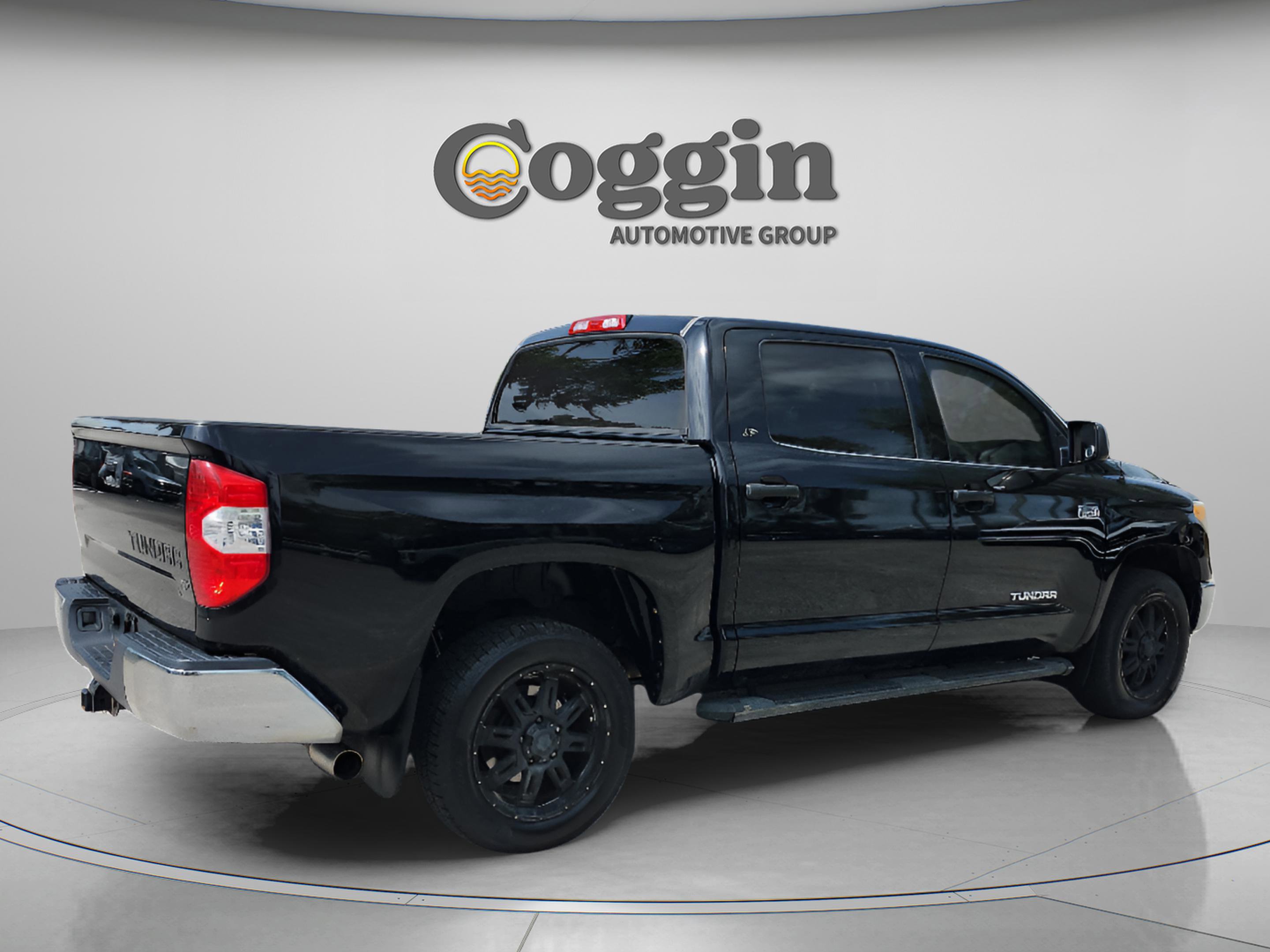 Used 2016 Toyota Tundra SR5 w/ SR5 Upgrade Package RWD image 5