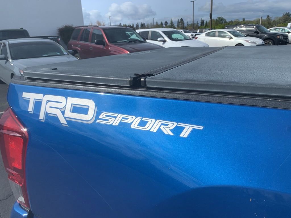 Used 2016 Toyota Tacoma TRD Sport w/ Exterior Package RWD image 8