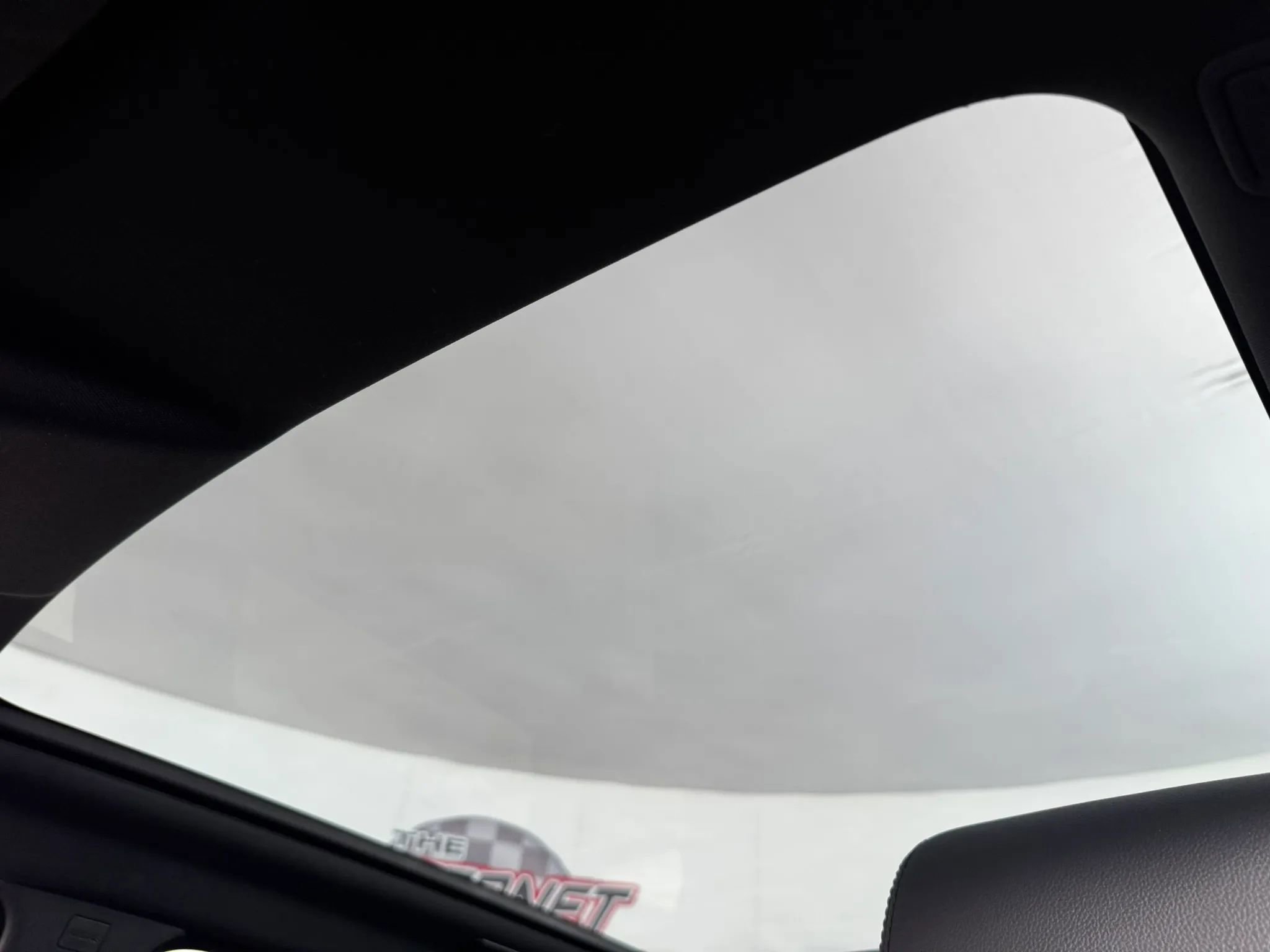 Used 2013 Land Rover Range Rover Evoque Pure Premium w/ Pure Premium Pkg image 24