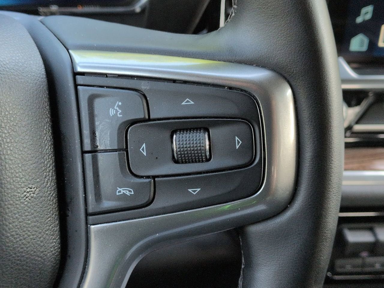 Certified 2026 Chevrolet Silverado 1500 LT image 13