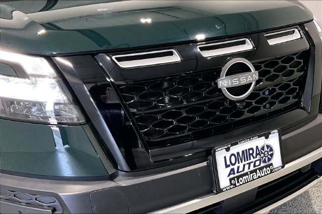 Used 2023 Nissan Pathfinder Rock Creek AWD/4WD image 40