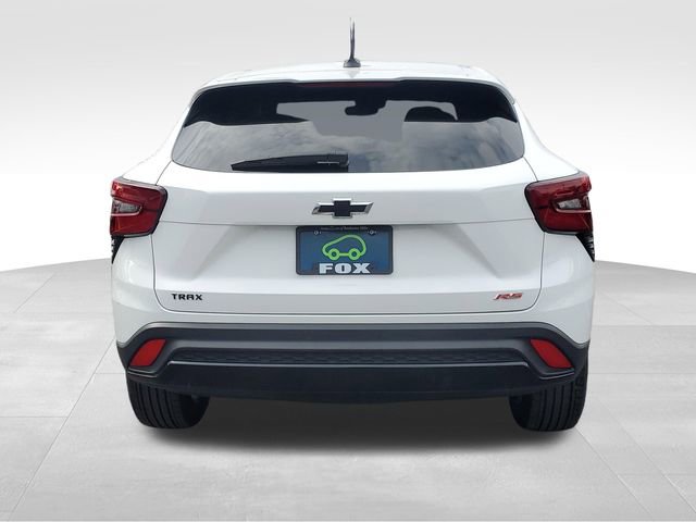 Certified 2024 Chevrolet Trax RS w/ Driver Confidence Package FWD image 4