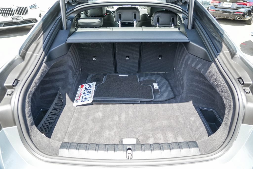 Used 2023 BMW i4 eDrive35 w/ Premium Package RWD image 26