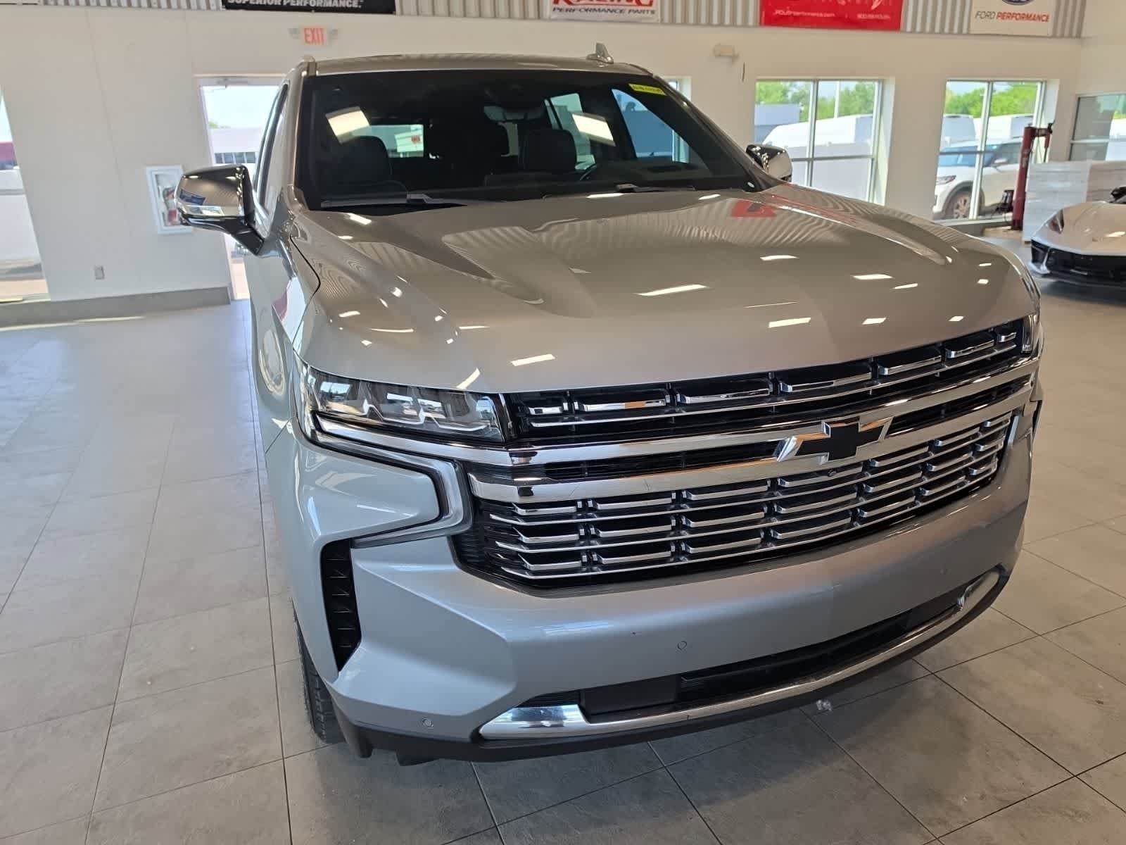 Used 2023 Chevrolet Tahoe Premier AWD/4WD image 4