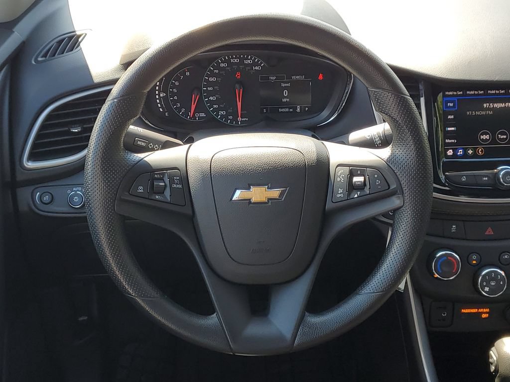 Used 2021 Chevrolet Trax LT FWD image 24