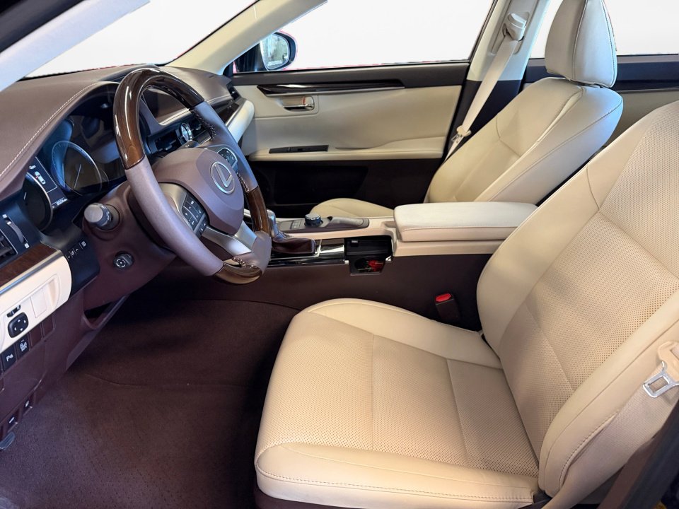 Used 2018 Lexus ES 350 w/ Premier Package FWD image 11