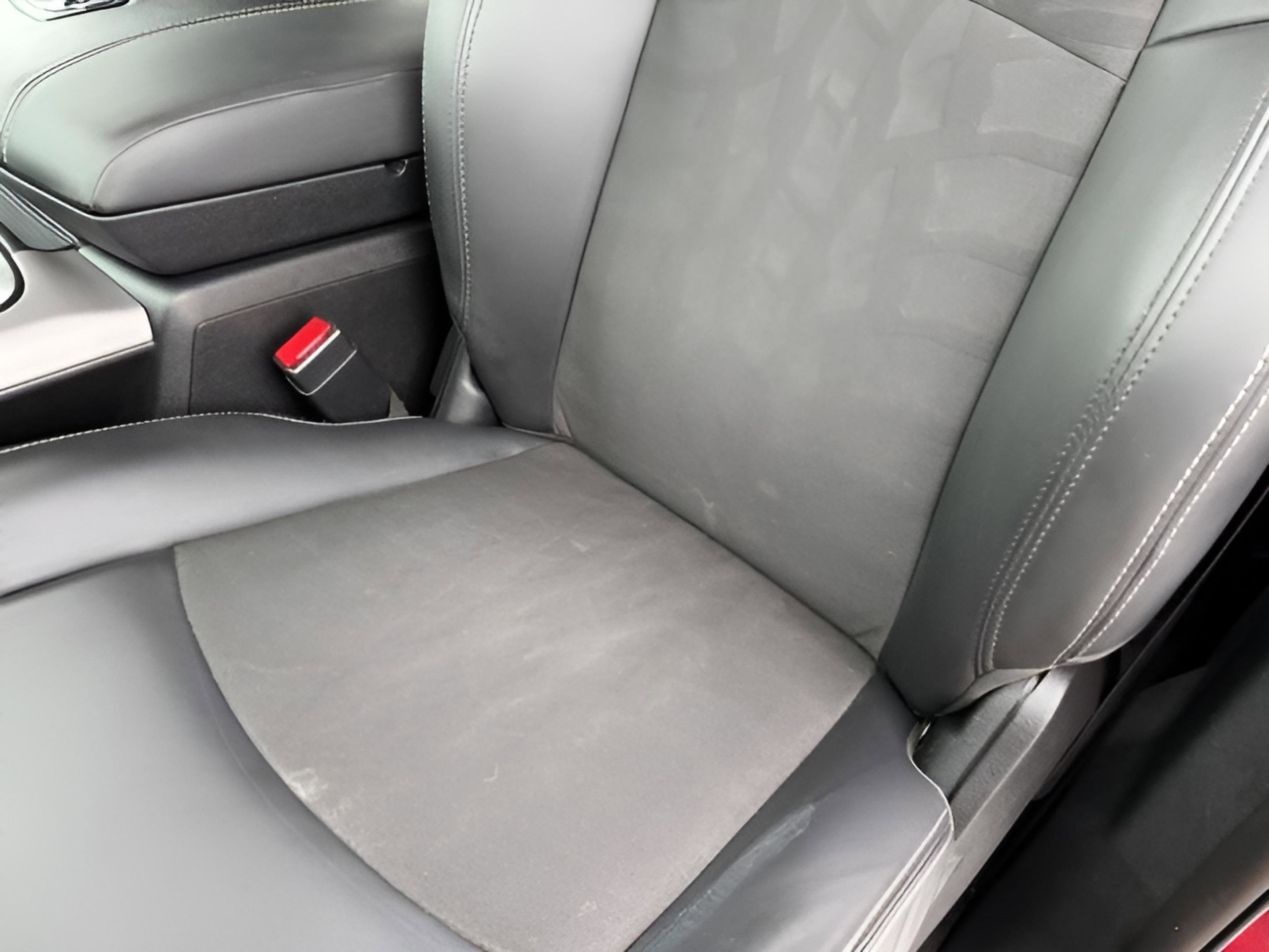 Used 2017 RAM 1500 Rebel w/ Luxury Group image 31