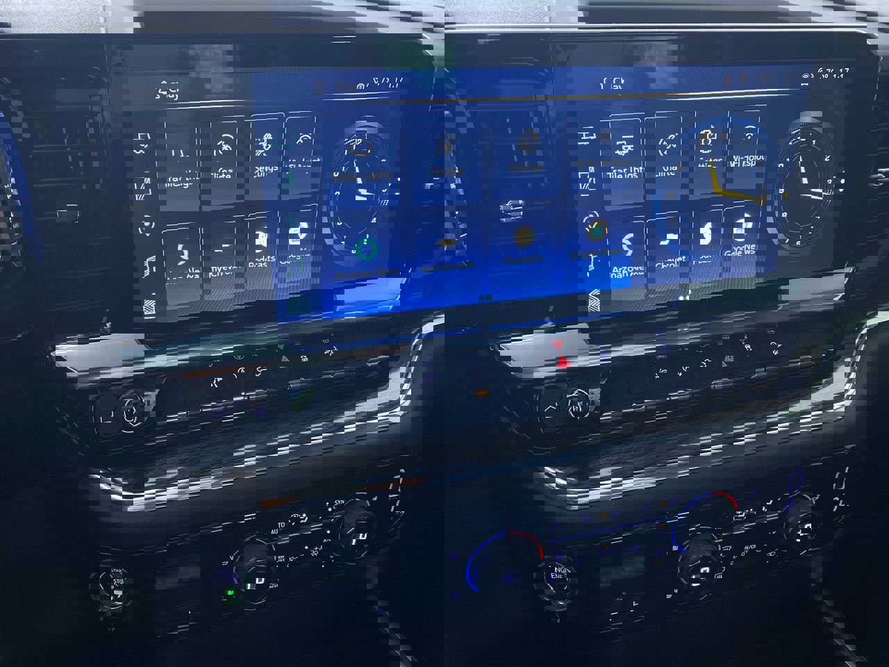 Used 2023 Chevrolet Silverado 1500 RST w/ Z71 Off-Road Package image 9