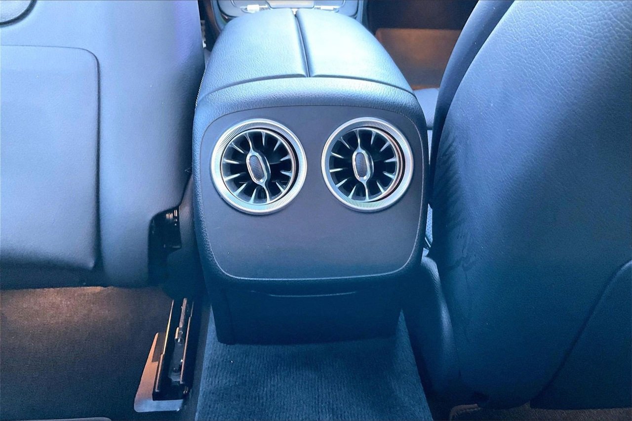 Used 2022 Mercedes-Benz E 450 Coupe image 16