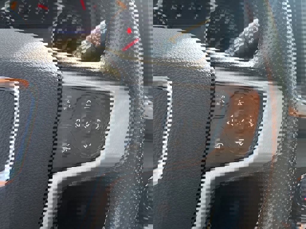 Used 2022 GMC Terrain SLE w/ Driver Convenience Package image 25