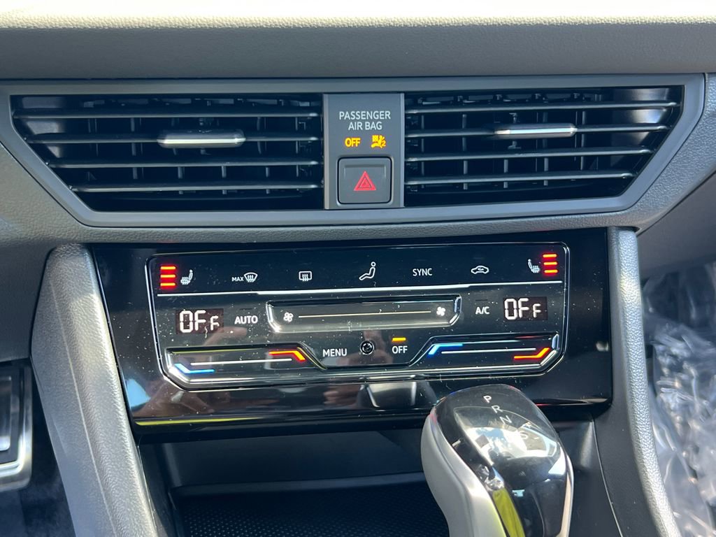 New 2025 Volkswagen Jetta Sport image 21