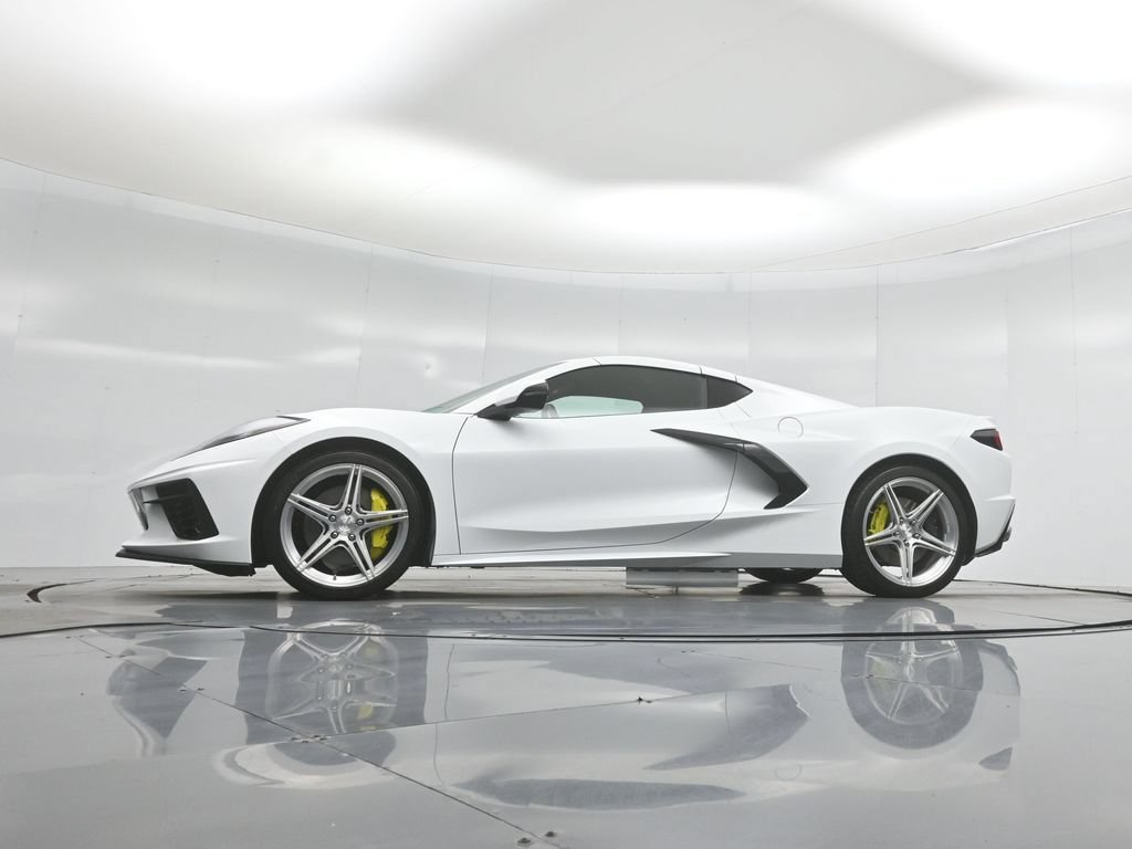 Used 2023 Chevrolet Corvette Stingray Preferred Cpe w/ Z51 Performance Package RWD image 46
