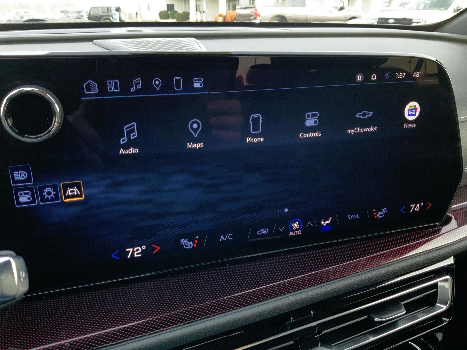 Used 2024 Chevrolet Traverse Z71 w/ Enhanced Driving Package image 46