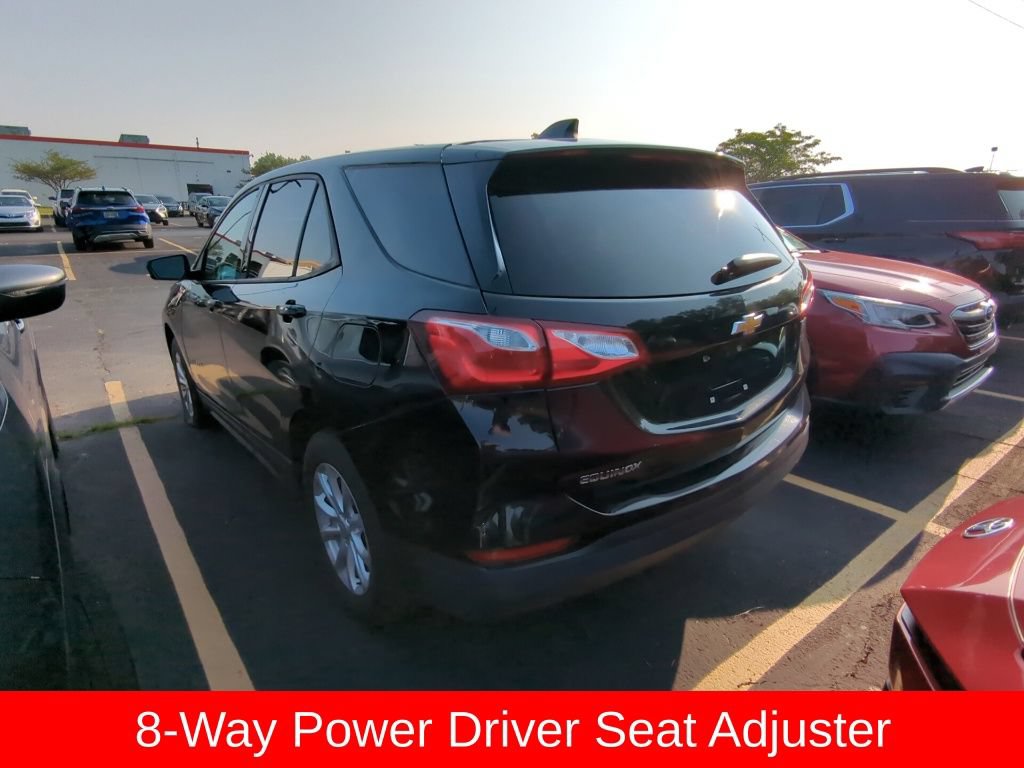 Used 2019 Chevrolet Equinox LS w/ LS Convenience Package FWD image 5