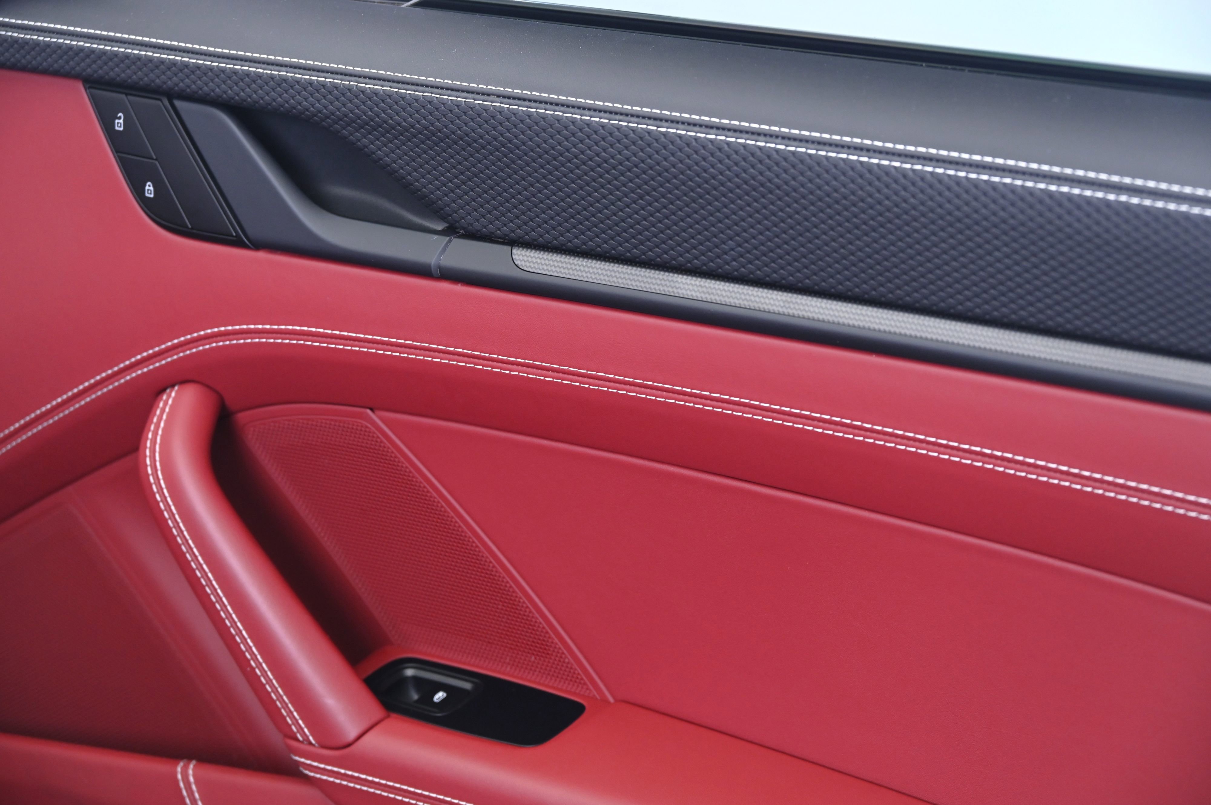 Used 2022 Porsche 911 GT3 image 24