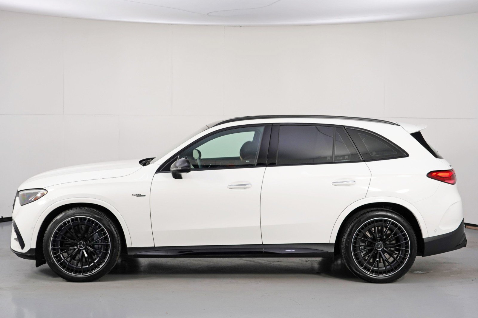Used 2024 Mercedes-Benz GLC 43 AMG 4MATIC image 57