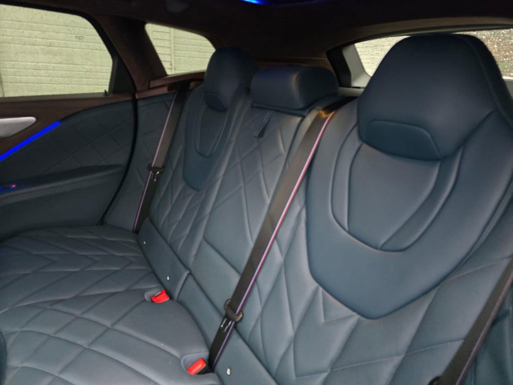 Used 2023 BMW XM image 17