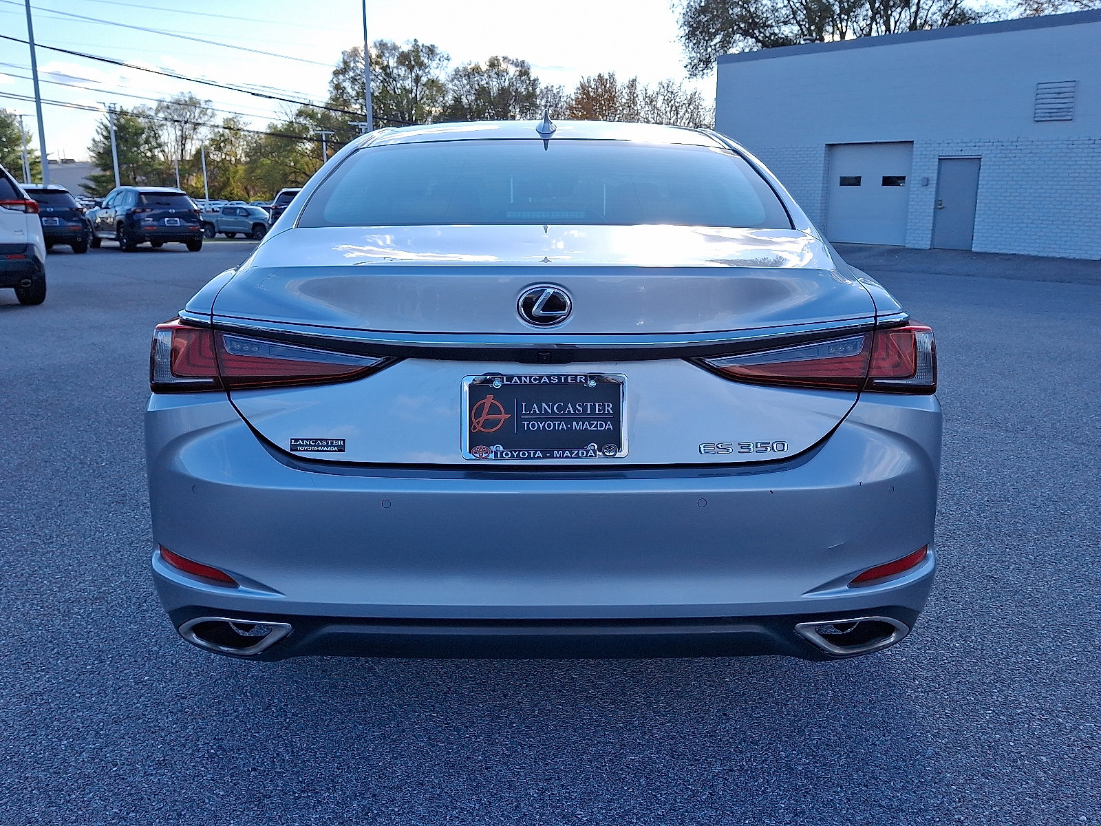 Used 2022 Lexus ES 350 w/ Premium Package image 6