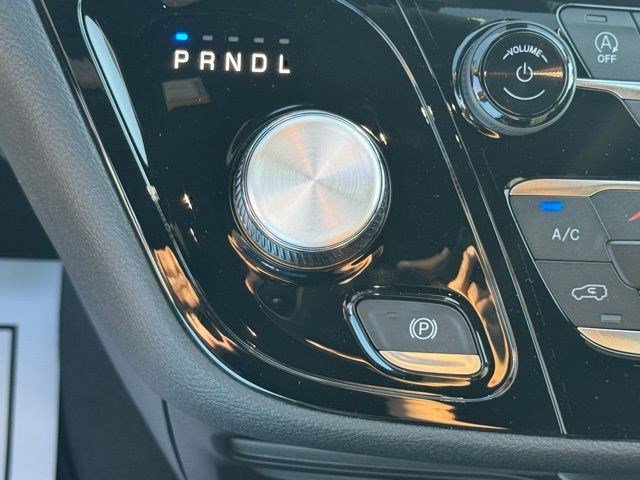 New 2026 Chrysler Pacifica Select image 19