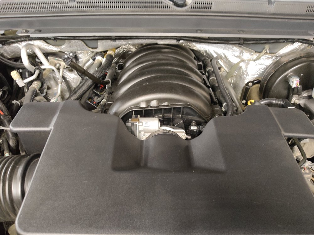 Used 2017 Chevrolet Suburban Premier RWD image 30