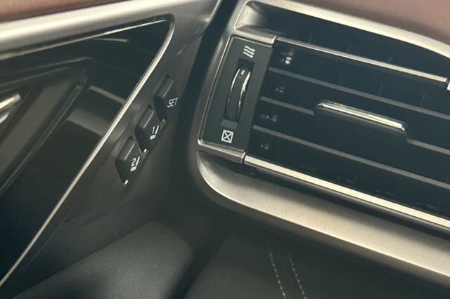 Used 2022 Subaru Outback Touring XT image 34