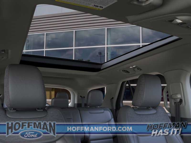New 2026 Ford Explorer Active w/ Active Comfort Package AWD/4WD image 22