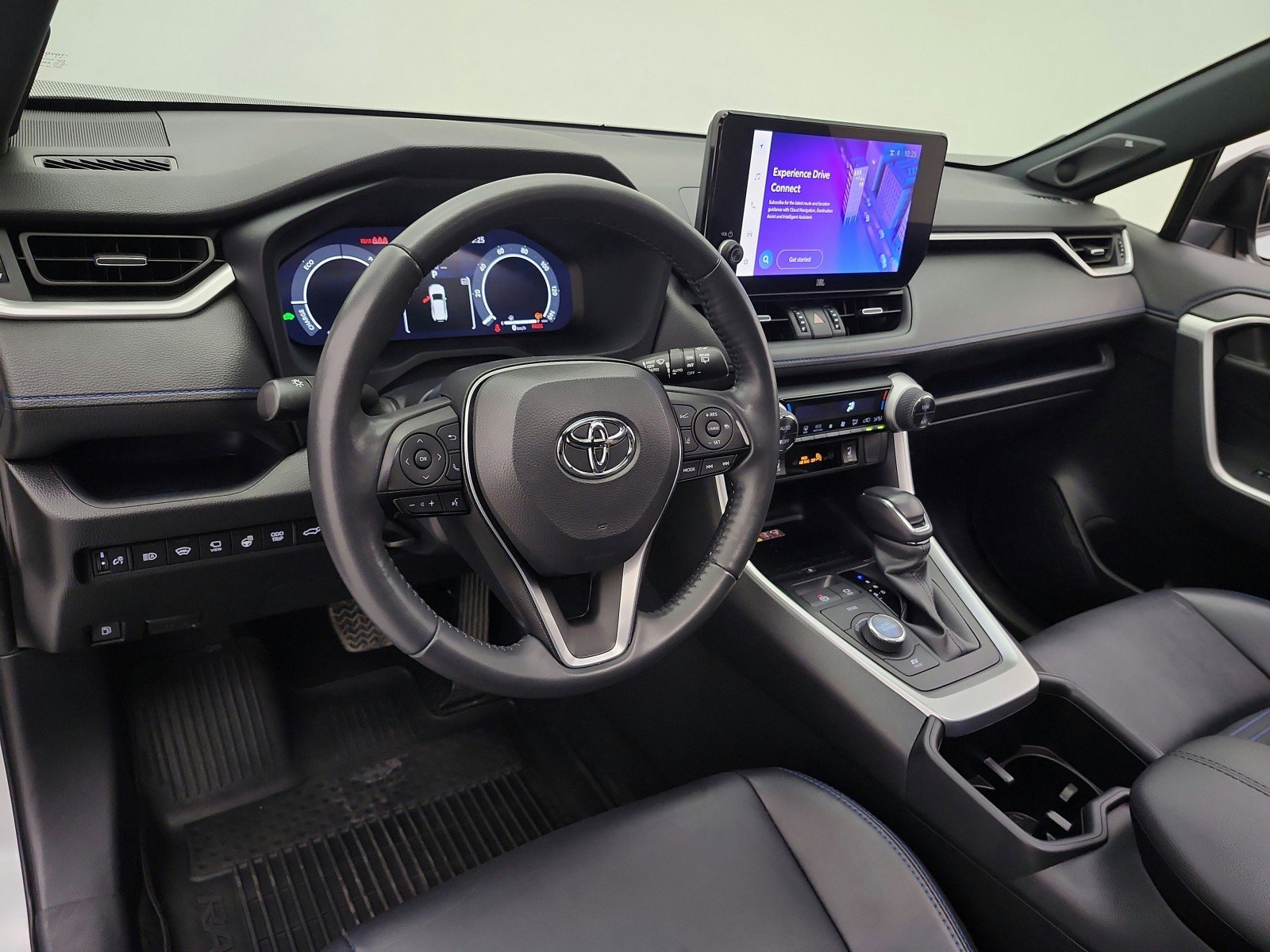 Used 2023 Toyota RAV4 XSE AWD/4WD image 9