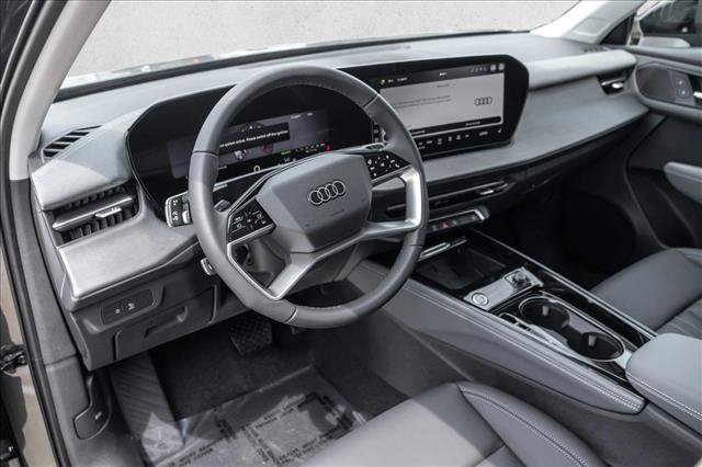 New 2026 Audi Q3 quattro 2.0T AWD/4WD image 10