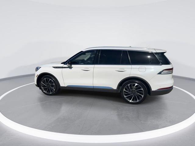 Used 2023 Lincoln Aviator Reserve w/ Equipment Group 201A AWD/4WD image 4