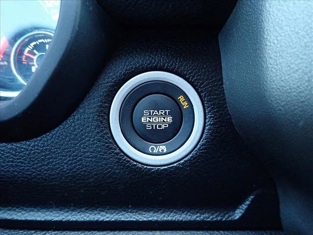 Used 2025 RAM 1500 Laramie AWD/4WD image 23